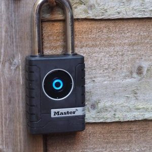 ماستر لوك قفل الأبواب الخارجية الذكي Master Lock Smart Outdoor Padlock