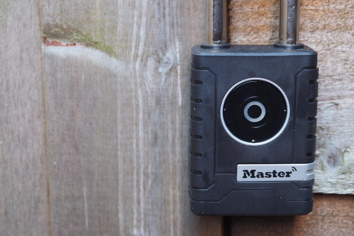 Master Lock Smart Outdoor Padlock