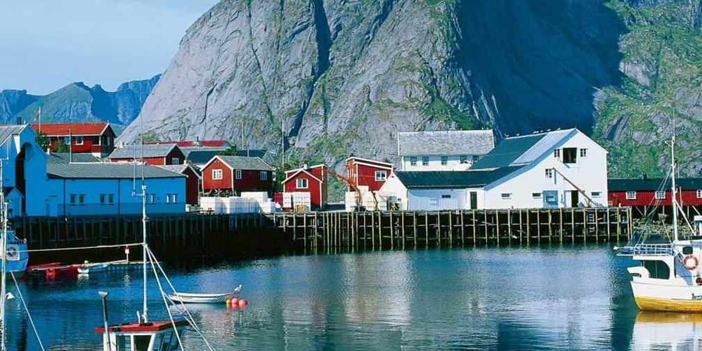 افضل الاماكن السياحيه في النرويج جزر لوفوتين The Lofoten Islands