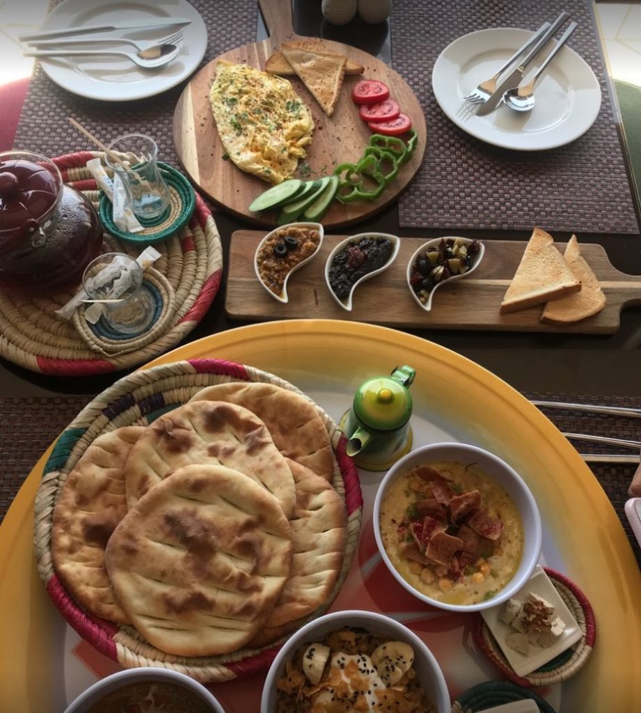 مطعم قوزيل سراي المأكولات التركية ينبع