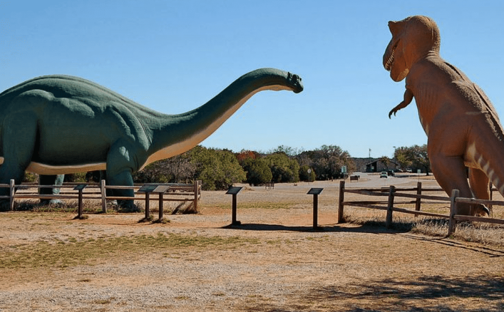 حديقة وادي الديناصورات الحكومية- جلين روز - تكساس افضل الدول السياحية للعوائل 