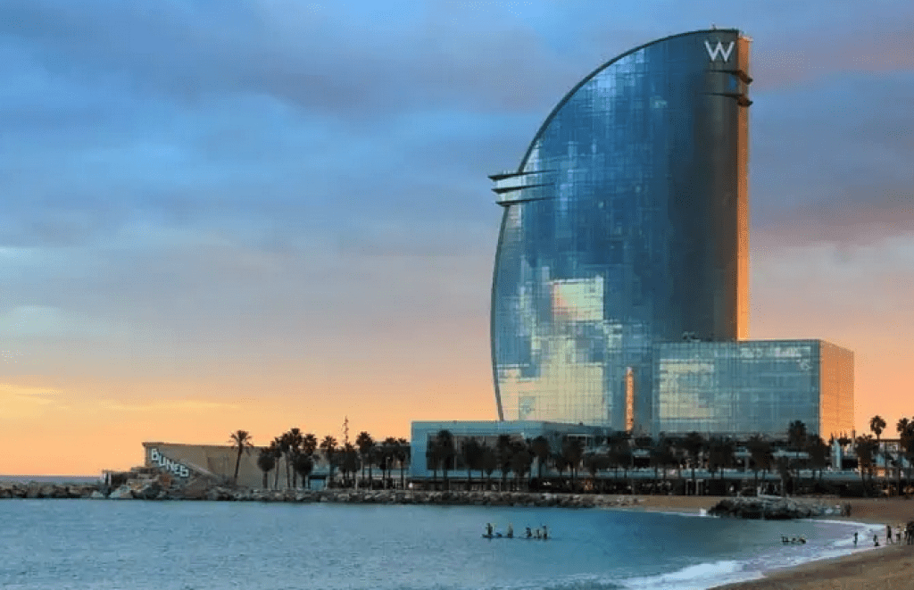 برشلونة – إسبانيا Barcelona – Spain افضل اماكن السفر في سبتمبر