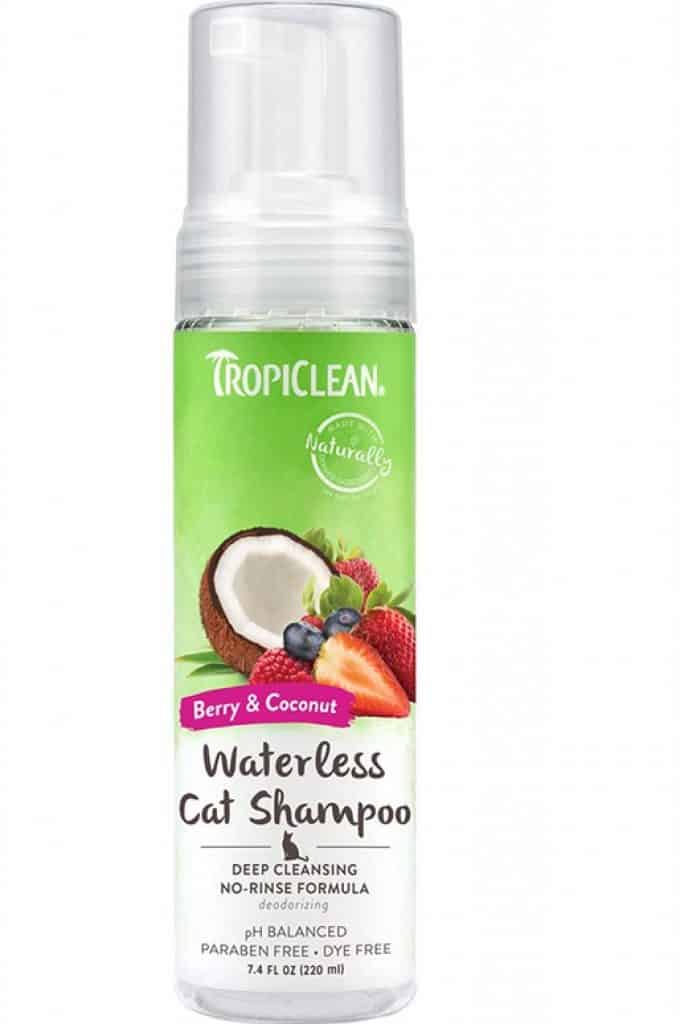 افضل شامبو للقطط جاف : شامبو TropiClean Berry & Coconut Deep Cleansing Waterless  افضل شامبو للقطط